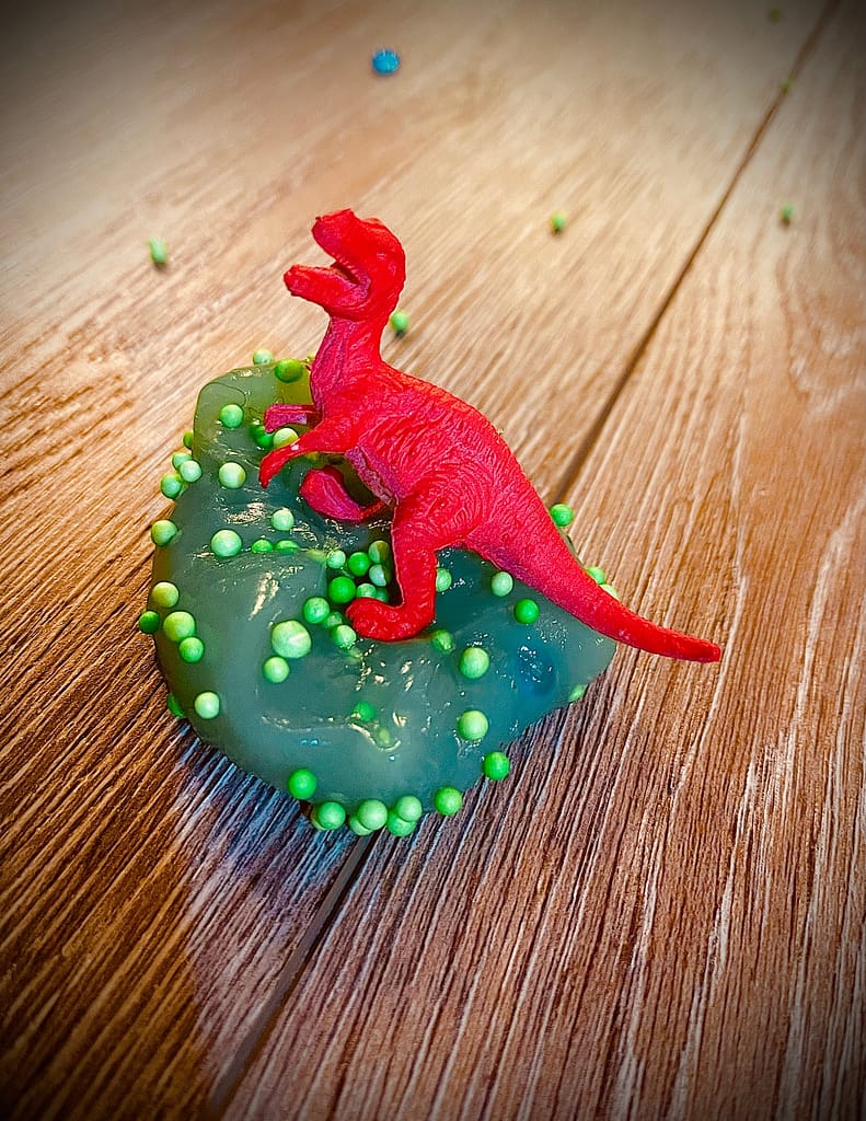 How to easily remove slime, putty and PlayDoh from various fabrics