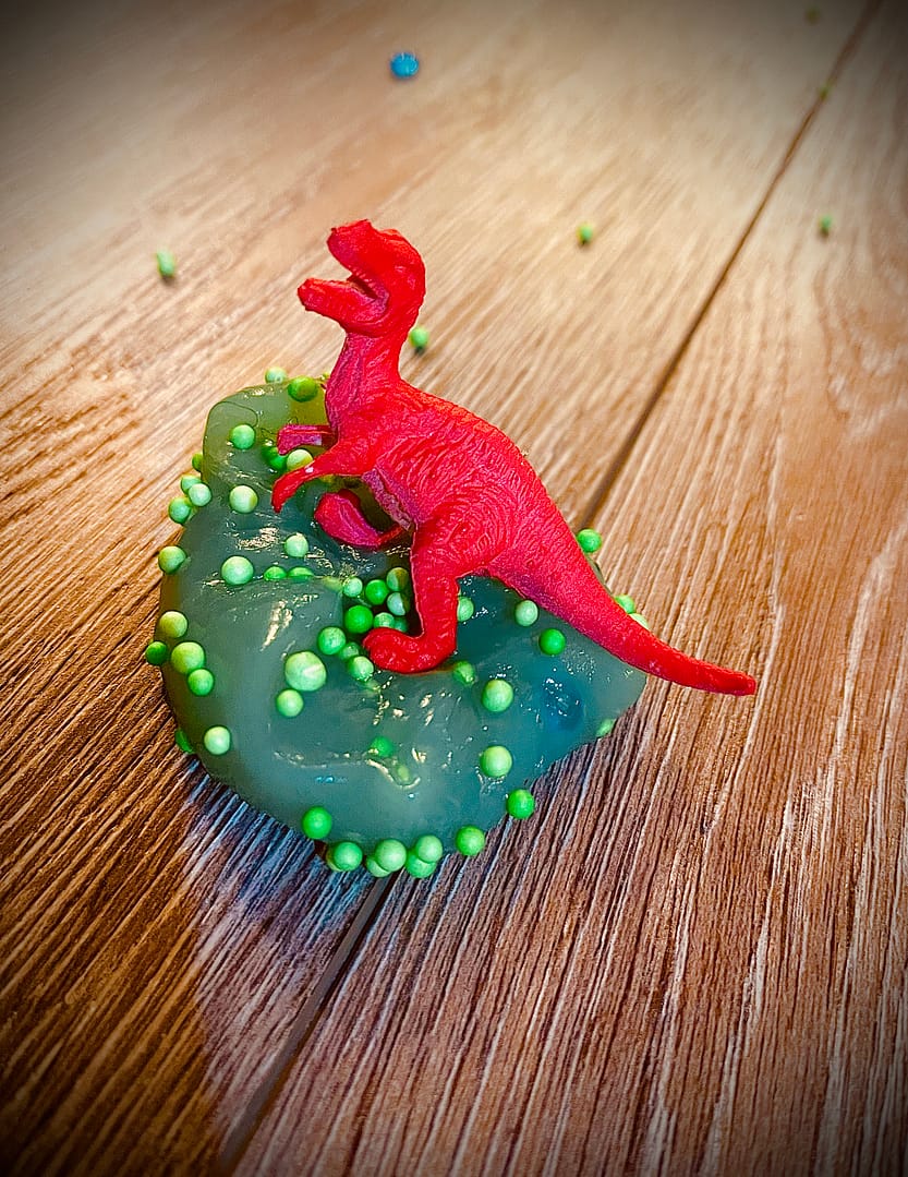 How to easily remove slime, putty and PlayDoh from various fabrics